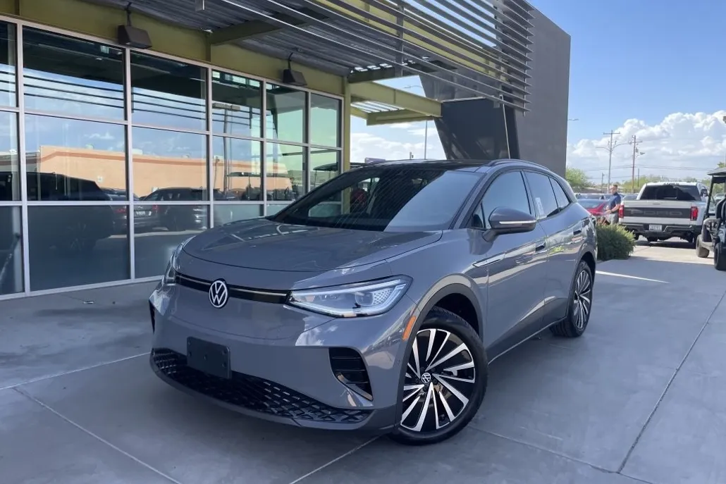 2024 Volkswagen ID.4 S photo 1