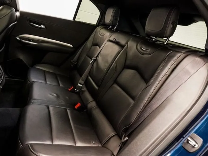 2019 Cadillac XT4 Premium Luxury photo 1