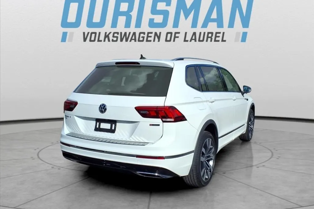 2020 Volkswagen Tiguan SEL Premium R-Line photo 1