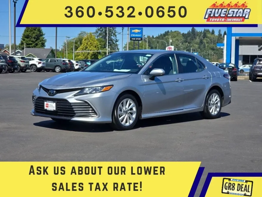 2024 Toyota Camry LE photo 1