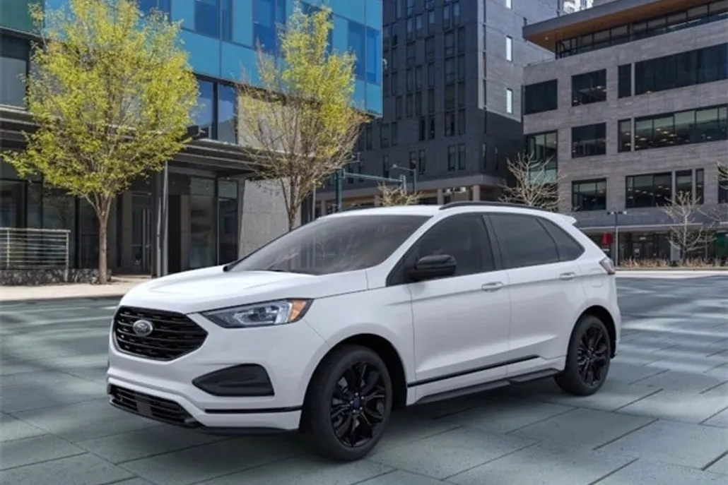 2024 Ford Edge SE photo 1