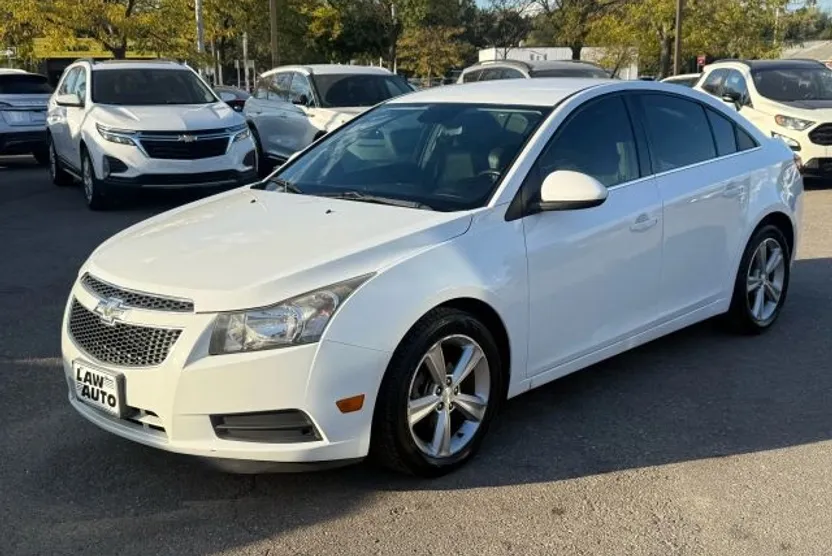 2014 Chevrolet Cruze photo 1