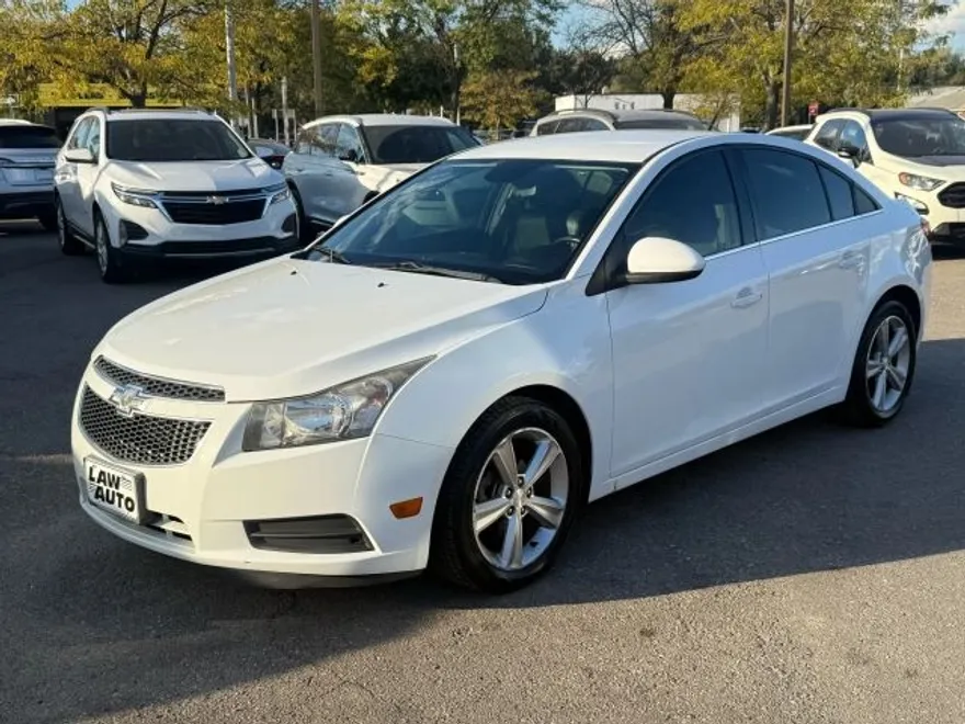 2014 Chevrolet Cruze photo 1