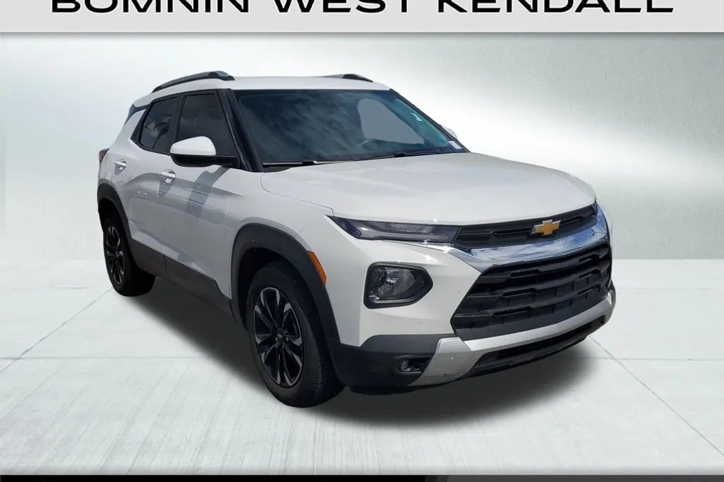 2023 Chevrolet Trailblazer LT photo 1