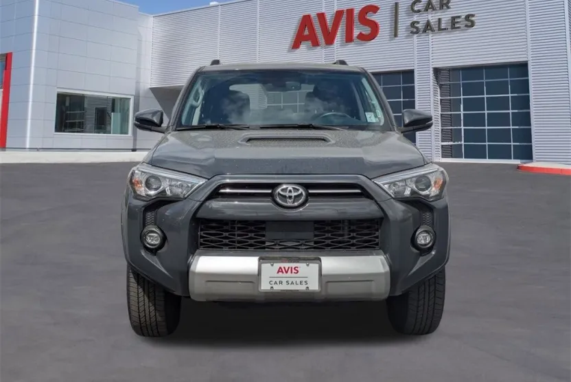 2024 Toyota 4Runner TRD Off-Road Premium photo 1