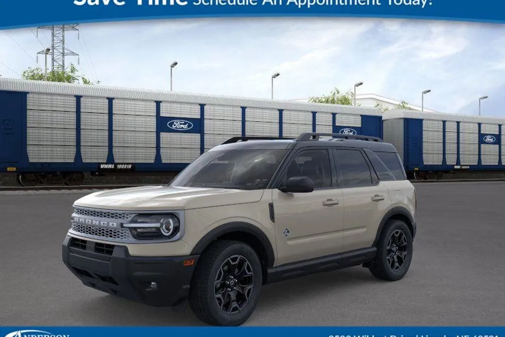 2025 Ford Bronco Sport Outer Banks photo 1