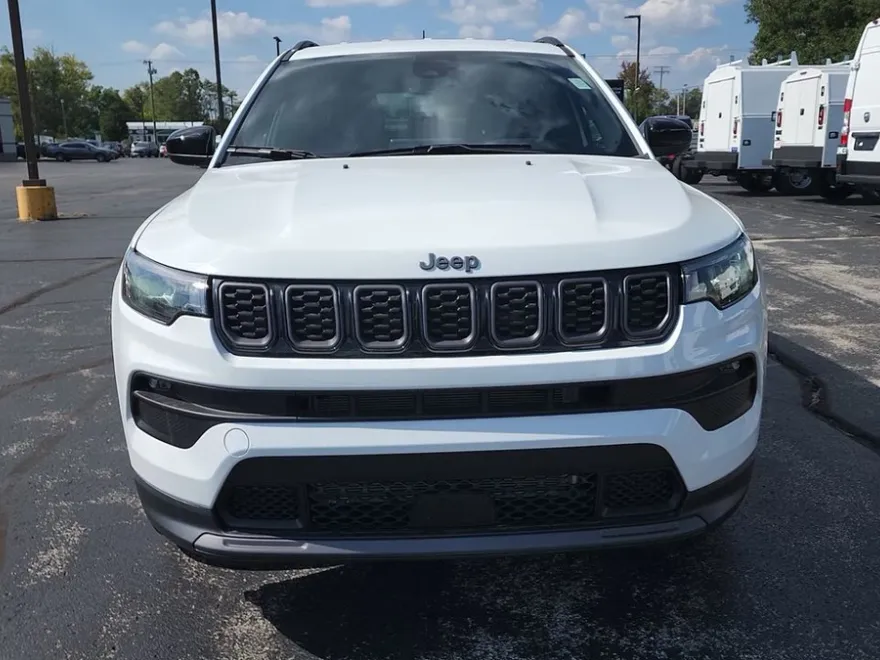 2026 Jeep Compass Latitude photo 1