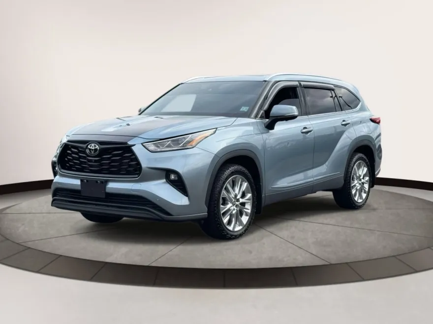 2023 Toyota Highlander Limited photo 1