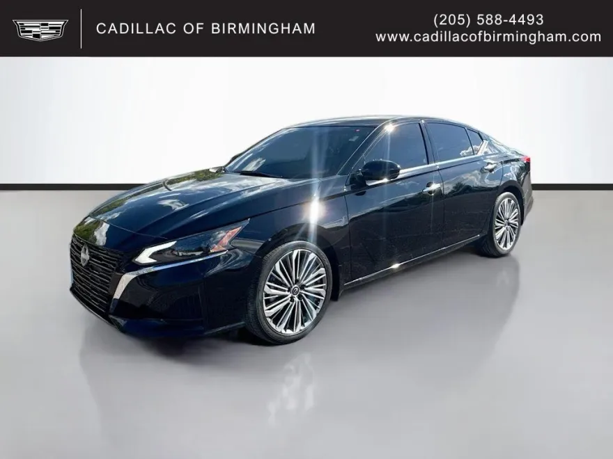2025 Nissan Altima SL photo 1