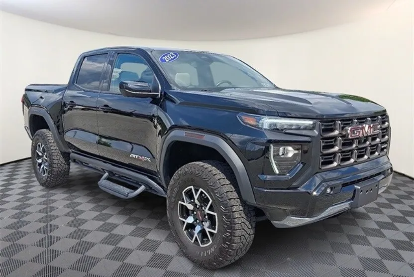 2023 Gmc Canyon AT4X photo 1