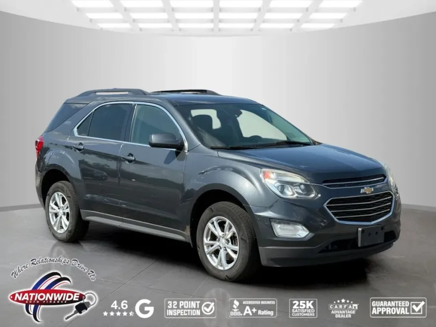 2017 Chevrolet Equinox LT photo 1