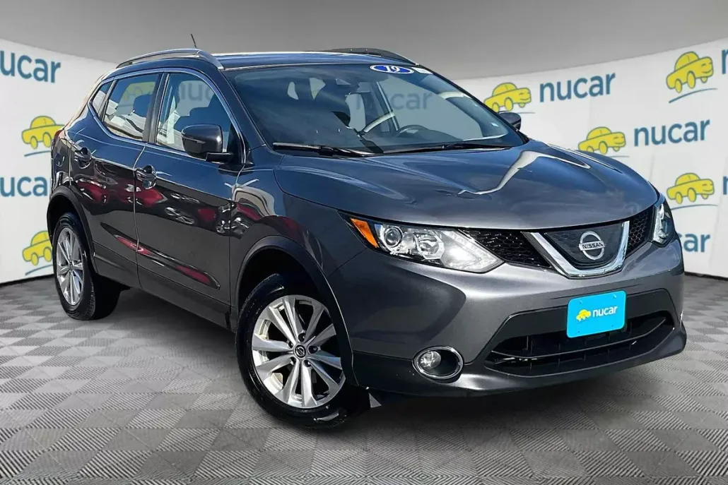2019 Nissan Rogue Sport SV photo 1