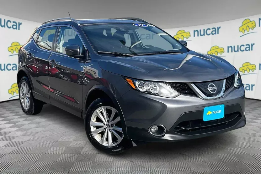 2019 Nissan Rogue Sport SV photo 1