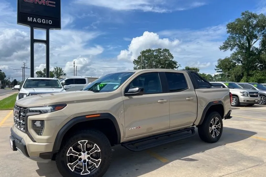 2023 Gmc Canyon AT4 photo 1