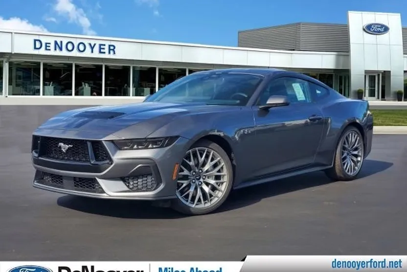 2025 Ford Mustang GT Premium photo 1