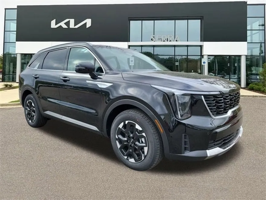 2025 Kia Sorento S photo 1