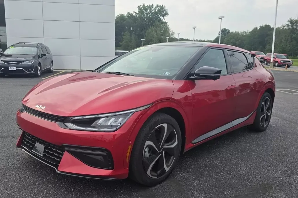 2023 Kia EV6 GT-Line photo 1