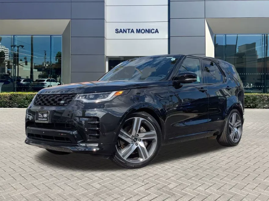 2023 Land Rover Discovery S R-Dynamic 7 Seat photo 1