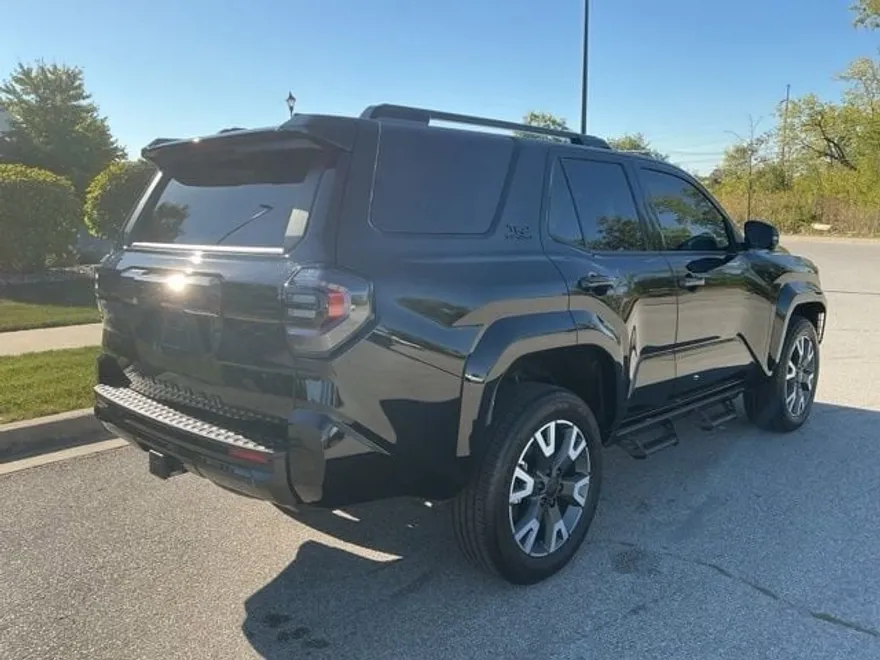 2025 Toyota 4Runner SR5 photo 1