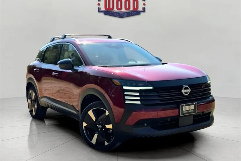 2026 Nissan Kicks SR photo 1