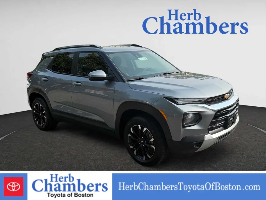 2023 Chevrolet Trailblazer LT photo 1