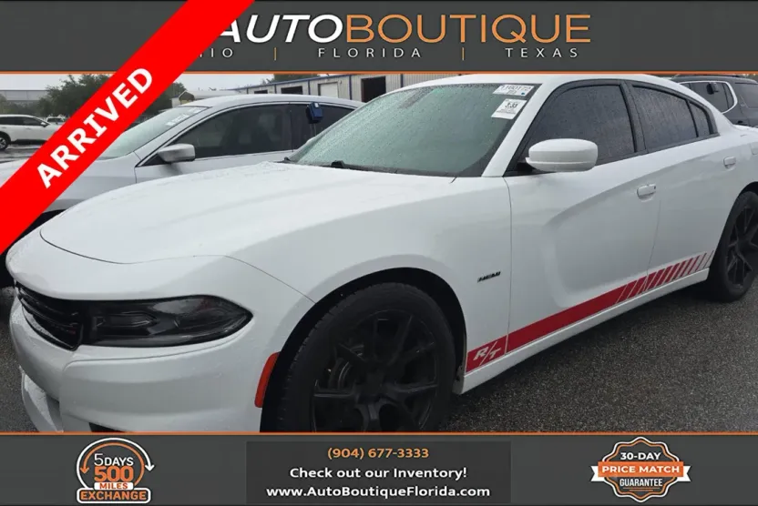 2016 Dodge Charger R/T photo 1