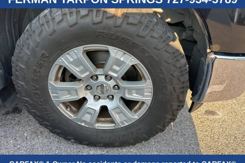 2019 Nissan Titan SV photo 1