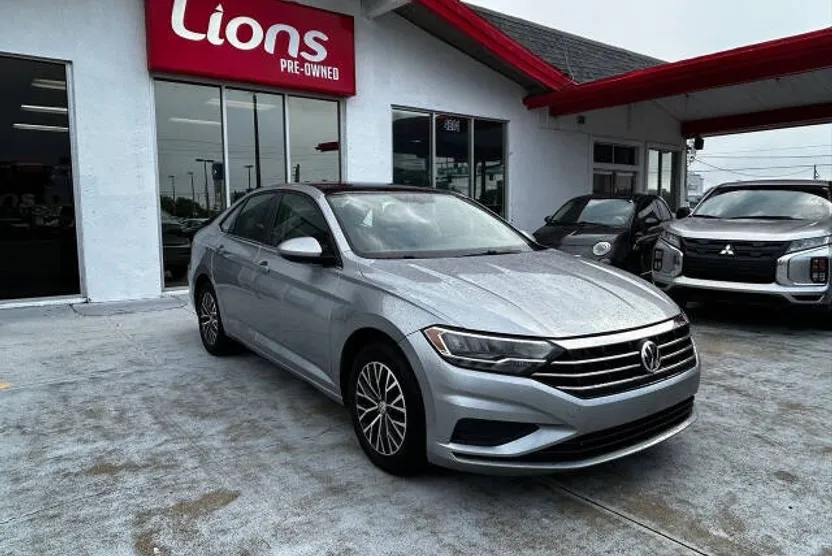 2019 Volkswagen Jetta SE R-Line photo 1