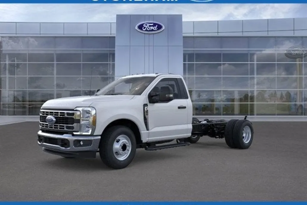 2026 Ford F-350 XL photo 1