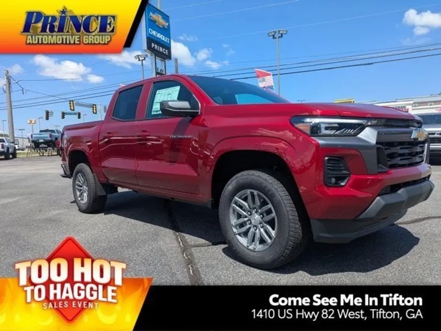 2026 Chevrolet Colorado LT photo 1