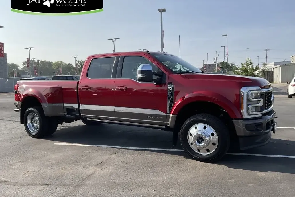 2023 Ford F-450 King Ranch photo 1