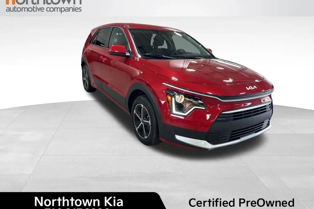 2024 Kia Niro LX photo 1