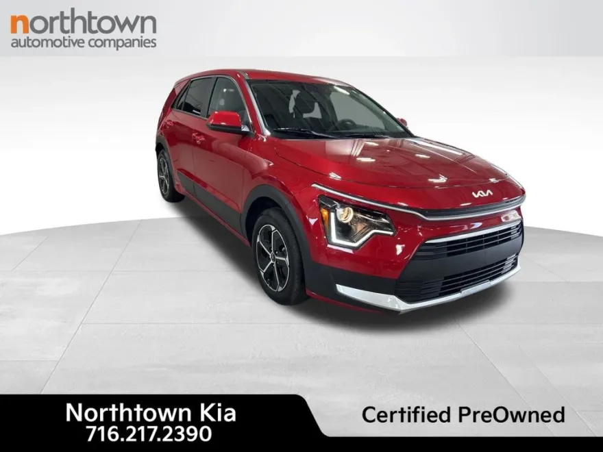 2024 Kia Niro LX photo 1