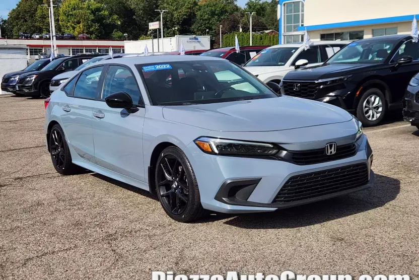 2022 Honda Civic Sport photo 1