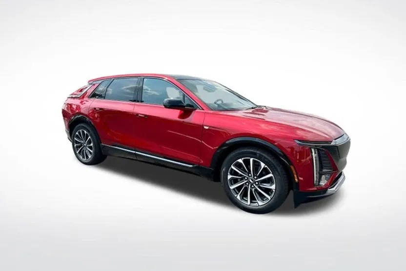 2024 Cadillac Lyriq Sport photo 1