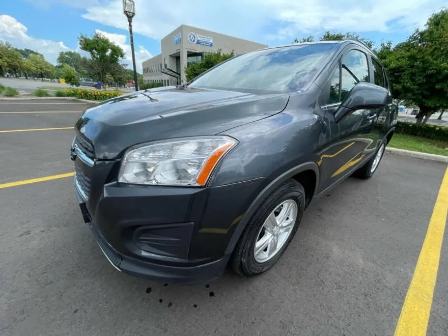 2016 Chevrolet Trax LT photo 1