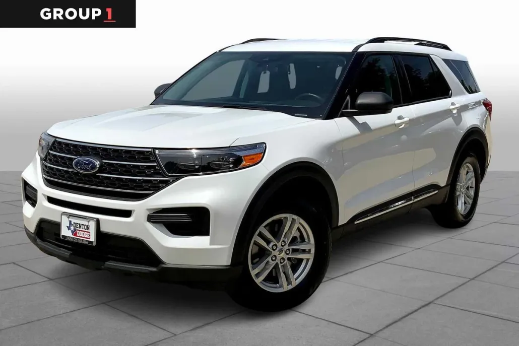 2022 Ford Explorer XLT photo 1