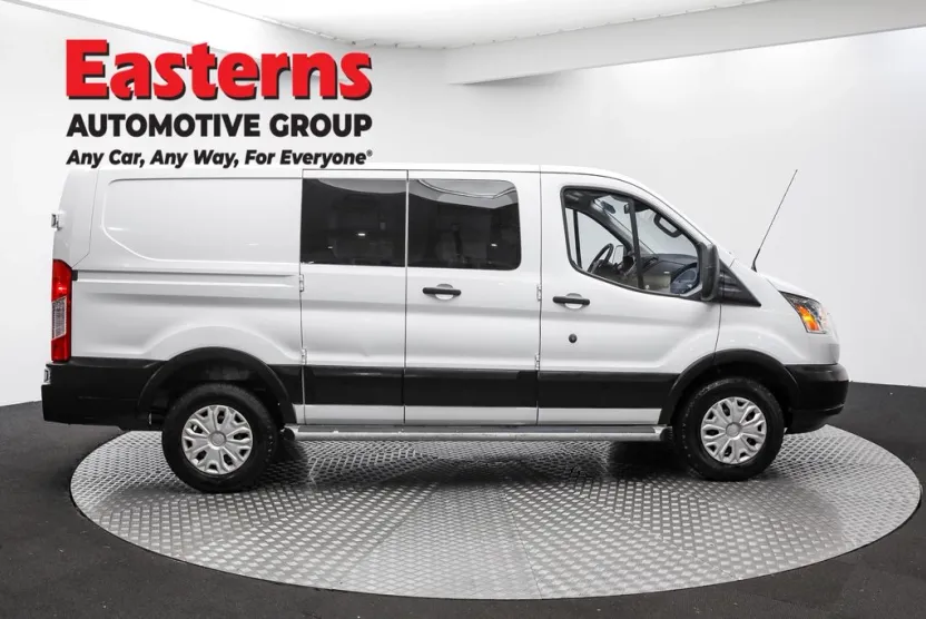 2019 Ford Transit photo 1