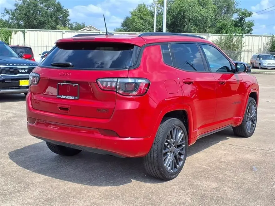 2023 Jeep Compass Limited photo 1