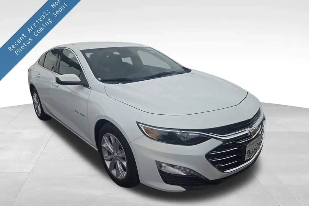 2024 Chevrolet Malibu 1LT photo 1