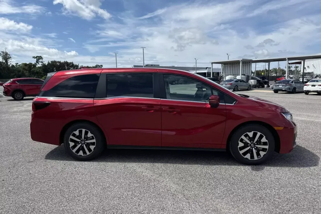2026 Honda Odyssey EX-L photo 1