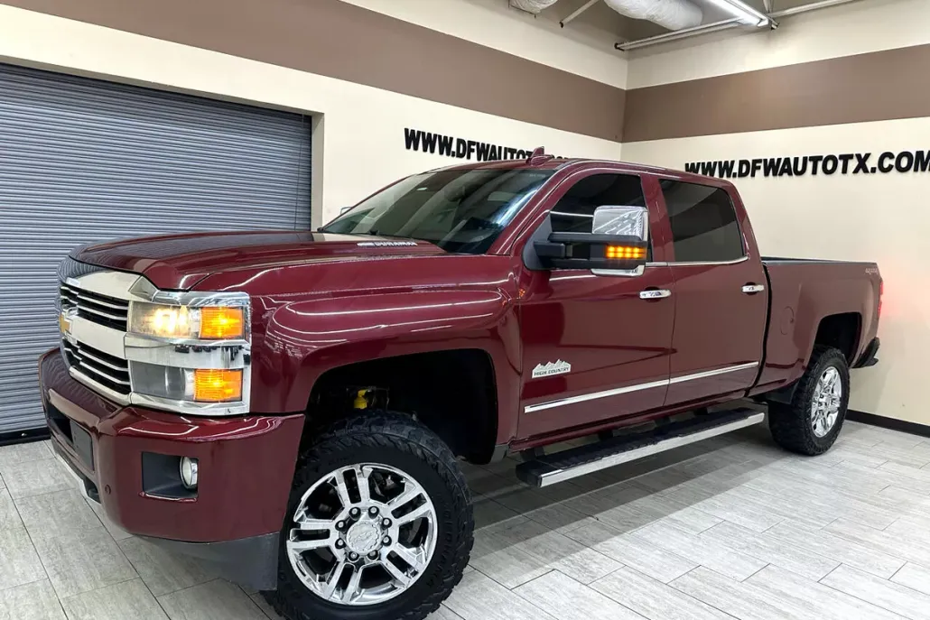 2015 Chevrolet Silverado 2500HD High Country photo 1