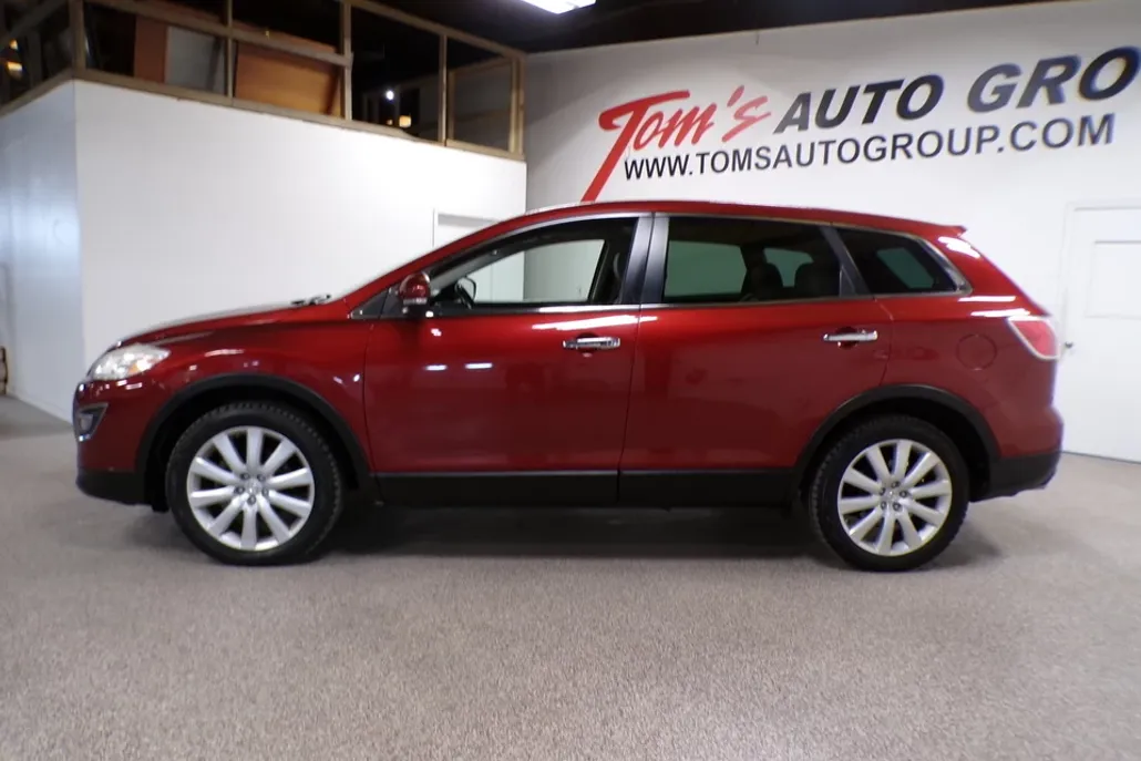 2010 Mazda CX-9 Grand Touring photo 1