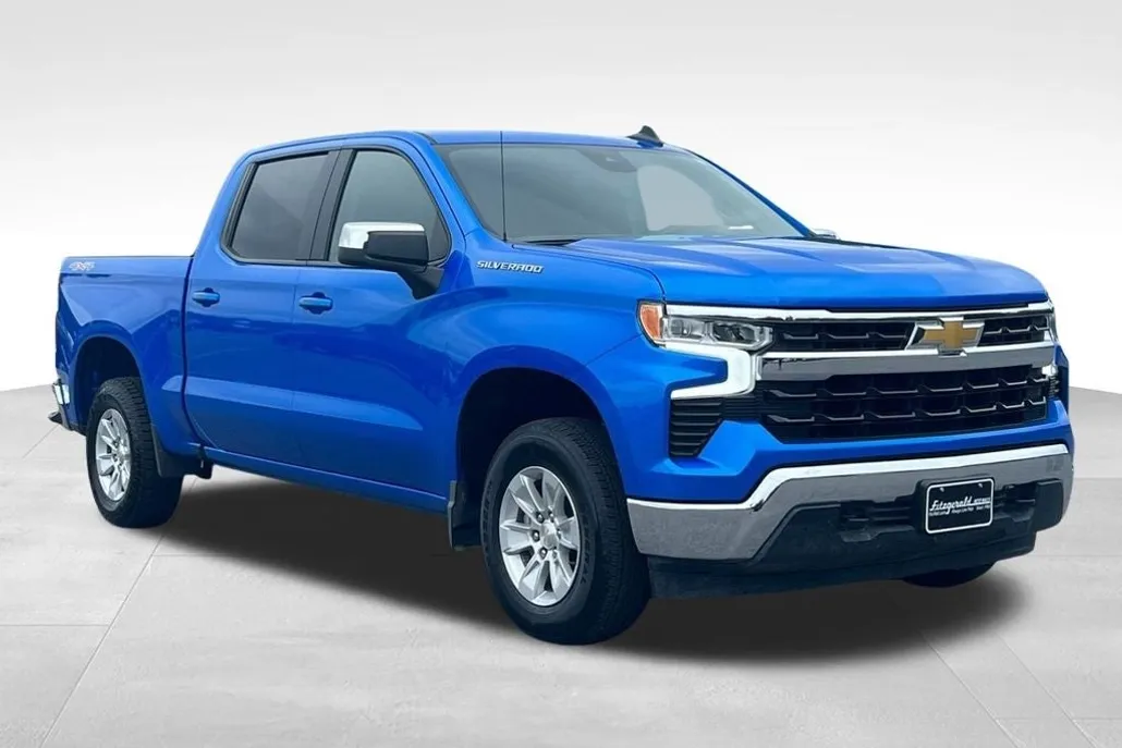 2025 Chevrolet Silverado 1500 LT1 photo 1