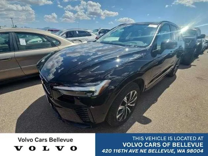 2025 Volvo XC60 B5 Plus photo 1