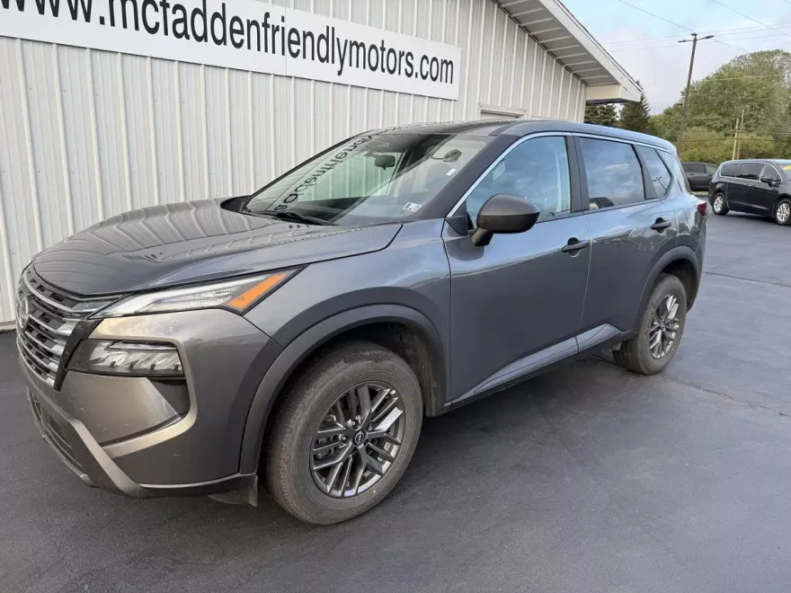 2024 Nissan Rogue S photo 1