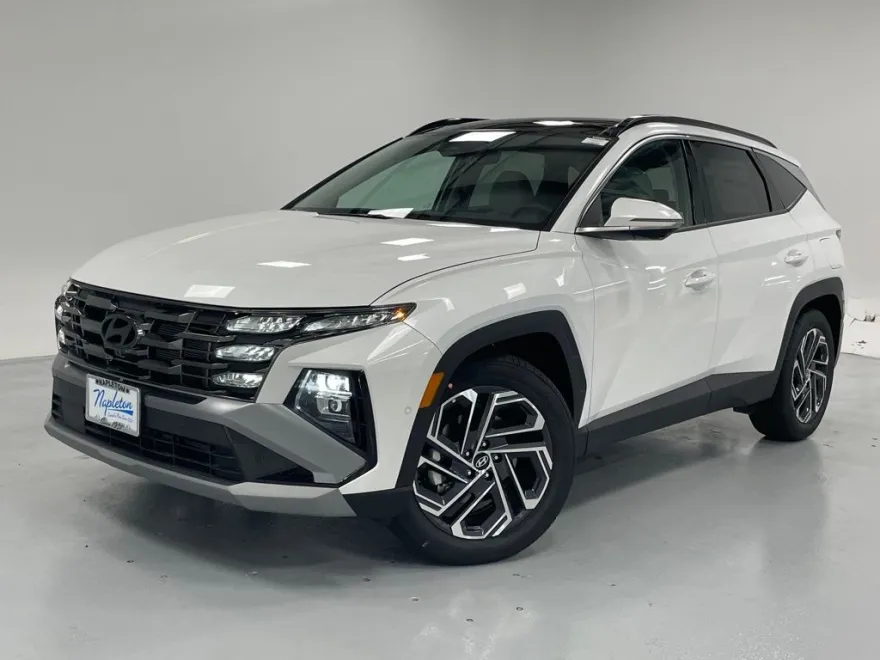 2025 Hyundai Tucson Limited photo 1