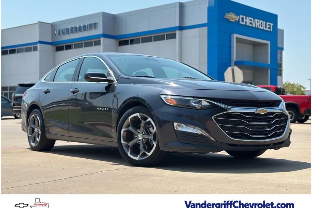 2023 Chevrolet Malibu 1LT photo 1