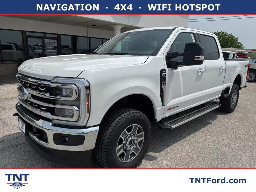 2025 Ford F-350 Lariat photo 1
