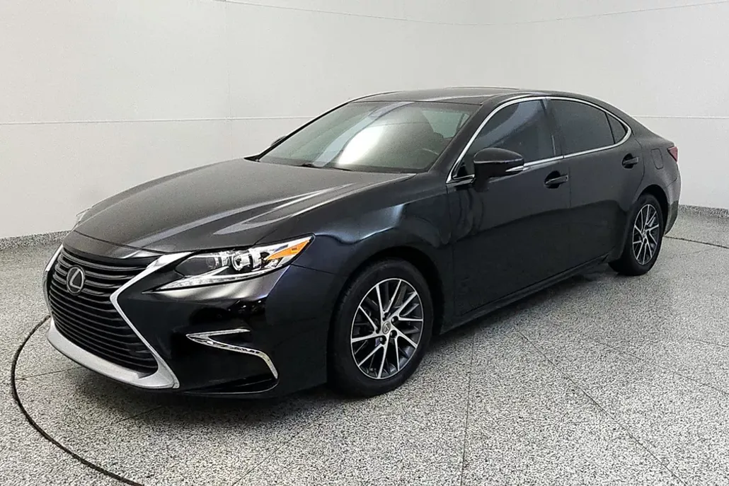 2018 Lexus ES 350 F SPORT photo 1
